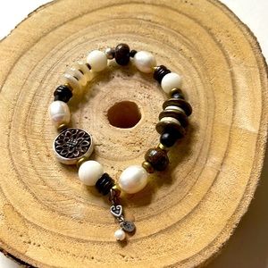 Silpada  Sterling Silver Pearl Bronzite Wood Brass Stretch Bracelet B1989